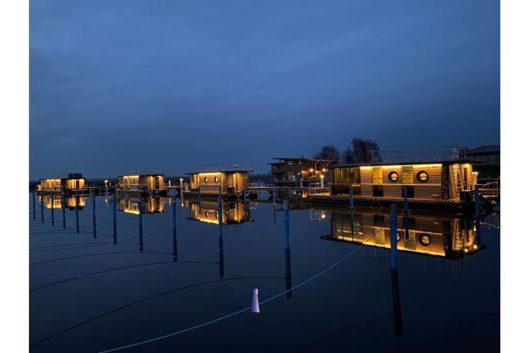 Hausboot Fjord Baltica Mit Dachterrasse In Barth Hotel Kültér fotó